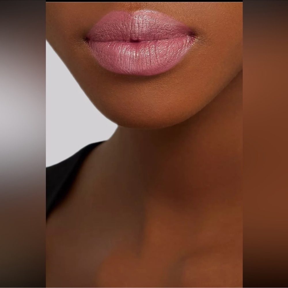 Louboutin Loubilaq Lip Lacquer-Akenana - Picture 3 of 6